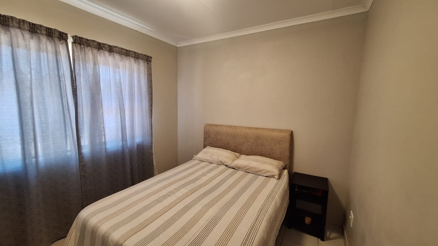 2 Bedroom Property for Sale in Rosemoor Western Cape